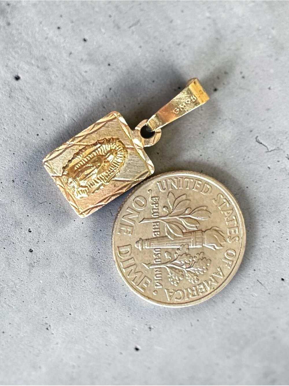 4K Solid Yellow Gold Our Lady of Guadalupe Pendant (0.9g)